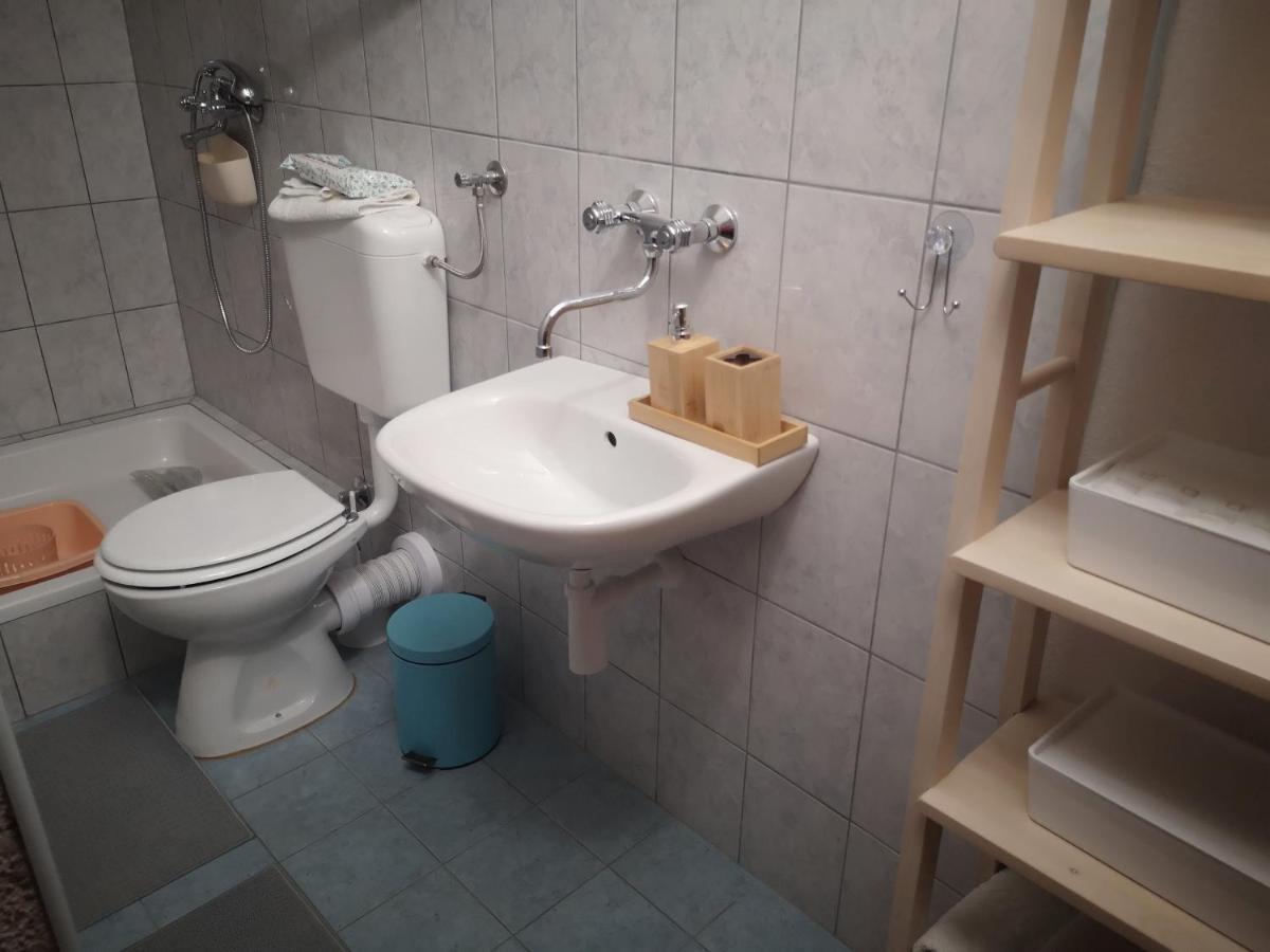 Holiday Home Betty Jesenice  Extérieur photo